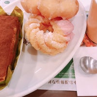 Photo taken at Mister Donut by だいち on 4/30/2019