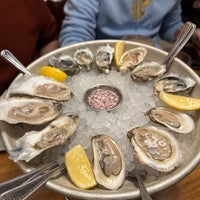 Photo taken at Sandpiper Wood Fired Grill &amp;amp; Oysters by Dante C. on 1/18/2024