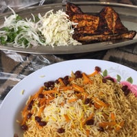 Foto diambil di مطعم الحمراء البخاري oleh Anwar S. pada 5/22/2015