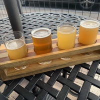 Photo taken at Oro Brewing Company by Laura Beth A. on 10/23/2022