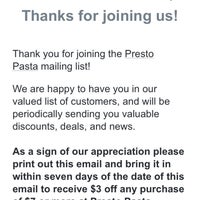 รูปภาพถ่ายที่ Presto Pasta โดย Julia B. เมื่อ 4/30/2017