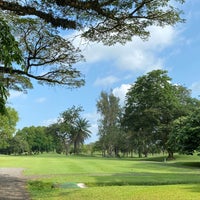 Photo taken at Executive Golf Course by Yongsuk H. on 5/15/2022