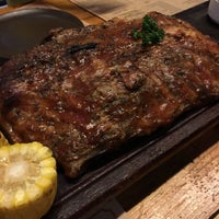 12/7/2018 tarihinde Yongsuk H.ziyaretçi tarafından Ụt Ụt Restaurant'de çekilen fotoğraf