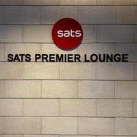 Photo taken at SATS Premier Lounge by Yongsuk H. on 2/9/2024
