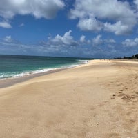 Photo taken at Banzai Pipeline by Kei Y. on 6/27/2023