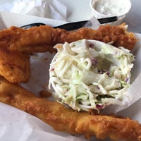 Photo prise au Harbor Fish and Chips par Jon S. le8/29/2018