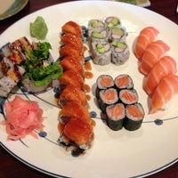 2/23/2013에 Dave P.님이 Oyama Sushi에서 찍은 사진