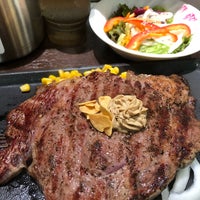 Photo taken at Ikinari Steak by Junya K. on 7/19/2018