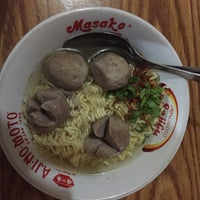 Review Bakso Idola