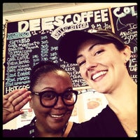 Das Foto wurde bei Dee&amp;#39;s Coffee von Jeni L. am 11/10/2013 aufgenommen