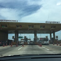 Photo taken at Anusorn Sathan Toll Plaza 2 (N7) by T on 5/3/2019