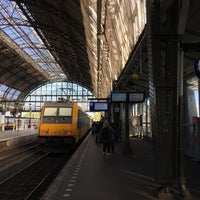 Photo taken at Spoor 15 by T on 5/5/2018