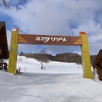 Photo taken at Rusutsu Resort Ski Area by T on 2/22/2024