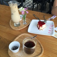 7/8/2016에 reha a.님이 Karameli Cafe Bakery Cuisine에서 찍은 사진