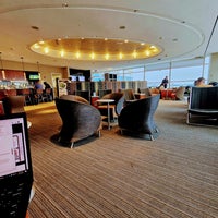 Photo taken at American Airlines Admirals Club by Jt T. on 6/28/2023