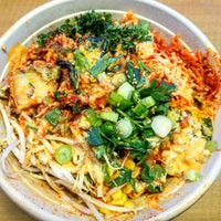Photo taken at SeoulSpice by Behrad Eats on 7/12/2017