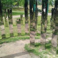 Photo taken at Mirror Labyrinth by Kevan D. on 6/27/2015
