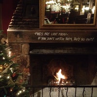 The Fox Hounds And The Lone Barn Restaurant In Bursledon And