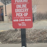 Photo taken at Hy-Vee by Mimi P. on 3/16/2020