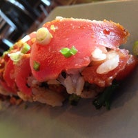 12/19/2013 tarihinde S Kehindeziyaretçi tarafından Sushi Queen'de çekilen fotoğraf