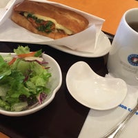 Photo taken at EXCELSIOR CAFFÉ 大森東口店 by y t. on 10/22/2015