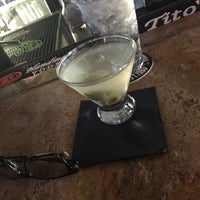 6/16/2017 tarihinde Anthony E.ziyaretçi tarafından Paradise Bar &amp;amp; Restaurant'de çekilen fotoğraf