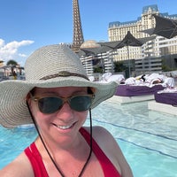 Photo taken at Boulevard Pool by Stacy on 8/26/2022