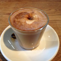 11/17/2012にJimmy T.がHappy Bones Coffeeで撮った写真