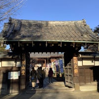 Photo taken at 寛永寺 輪王殿 by flowerdish on 1/3/2022