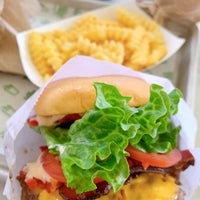 Photo taken at Shake Shack by Stacey on 11/25/2019