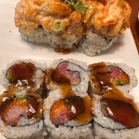Photo taken at Sushi Jin Nextdoor by Stacey on 11/9/2021
