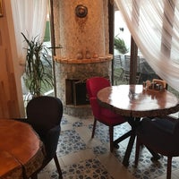 รูปภาพถ่ายที่ Aşıklar Butik Hotel โดย Tolga C. เมื่อ 2/2/2017