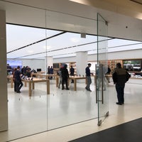 Photo taken at Apple Mayfair by Michael J. on 2/7/2017