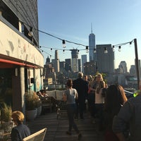 Photo taken at Bar Hugo - Rooftop by Kelly K. on 10/16/2016