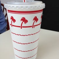 Photo taken at In-N-Out Burger by Rosalie M. on 5/6/2013