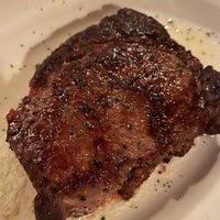 Photo taken at Pappas Bros. Steakhouse by Mshel R. on 10/16/2022