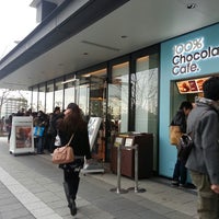 Photo taken at 100% Chocolate Cafe.  東京スカイツリータウン・ソラマチ店 by Dhanis B. on 3/3/2013