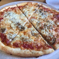 Photo taken at Fellini&amp;#39;s Pizza by Kim S. on 8/10/2019
