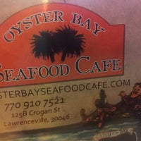 Das Foto wurde bei Oyster Bay Seafood Cafe von Kim S. am 8/13/2017 aufgenommen