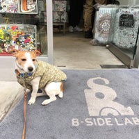 Photo taken at B-SIDE LABEL 原宿店 by kazuki01 on 1/6/2019