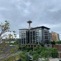 Photo taken at Rooftop at Seattle Heights by Wolfie on 7/6/2019