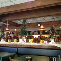 Photo taken at Lizard&amp;#39;s Thicket by Sic W. on 12/19/2012