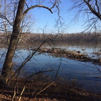 Photo taken at Potomac Heritage National Scenic Trail by Sic W. on 12/5/2015