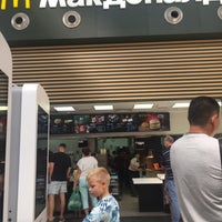 Photo taken at McDonald&amp;#39;s by Александр П. on 7/16/2018