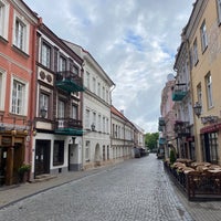 รูปภาพถ่ายที่ Pilies gatvė โดย Anton K. เมื่อ 6/14/2022