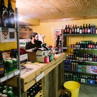 5/29/2016 tarihinde Ned&amp;#39;s Beer Shopziyaretçi tarafından Ned&amp;#39;s Beer Shop'de çekilen fotoğraf