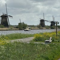 Foto diambil di Kinderdijkse Molens oleh Ryoh H. pada 4/19/2024