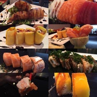 Снимок сделан в Naru Restaurant &amp;amp; Sushi Bar пользователем Claudia S. 9/21/2015