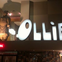 Photo taken at Ollie&amp;#39;s Noodle Shop by Carl J. on 12/21/2012