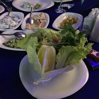 Foto scattata a Kalikratya Balık Restaurant - Akbatı da Selin A. il 7/2/2016